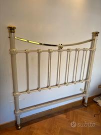 Testiera letto in ferro battuto e ottone vintage