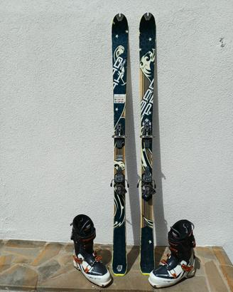 Sci alpinismo con scarponi + pelli