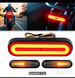 faro posteriore moto led con frecce incluse 