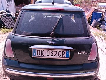 portellone mini One di verde