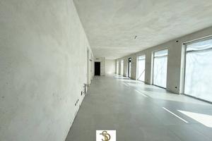 Immobile di 140 m² con 2 locali a Cerro Maggiore