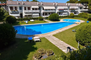 Cavallino-Ca'di Valle-con piscina-posto auto
