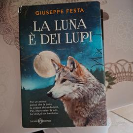 La luna è dei lupi