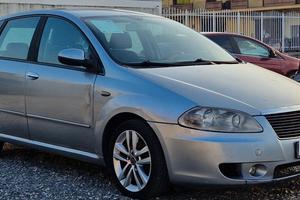 Fiat Croma 1.9 Multijet 16V Emotion