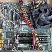 Scheda madre GA-5YASV-RH con Xeon E3110 e 8 GB RAM