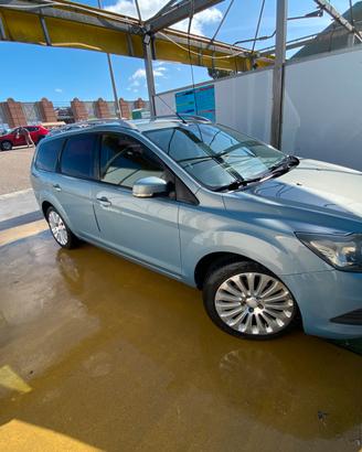 ford focus 1600 tdci sw titanium pelle