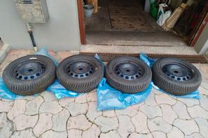 Cerchi in ferro + gomme invernali VW scirocco 