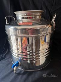 Contenitore in acciaio inox per olio d'oliva