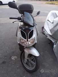 Scuter Arpilia 125 sport city