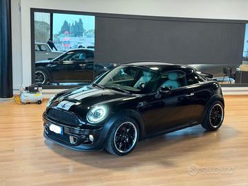 Mini Cooper SD r58 coupè (spoiler elettrico)