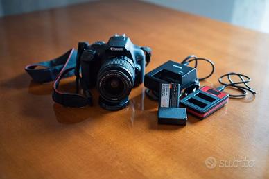 canon 2000D + obiettivo 18-55 is II + 2 batterie