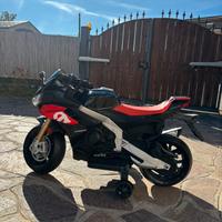 moto giocattolo elettrica