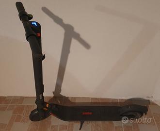 Monopattino elettrico pieghevole Segway Ninebot