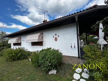 Casa indipendente - Sagrado