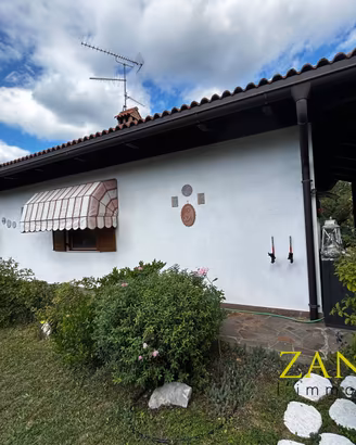 Casa indipendente - Sagrado