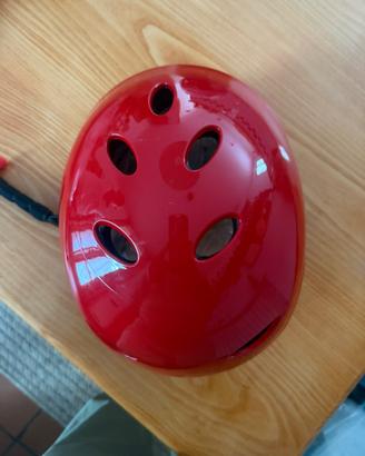 Casco per sport acquatici