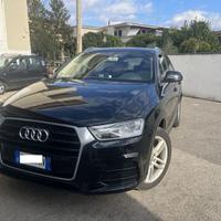 Audi Q3 2.0 TDI 150 CV S tronic