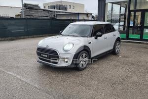 MINI Mini 1.5 Cooper D Business 5 porte