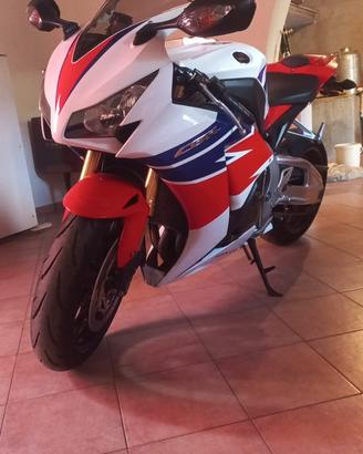 CBR 1000