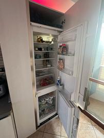 Frigo combinato Whirlpool congelatore
