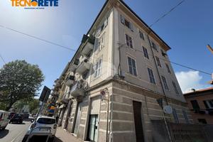 5 LOCALI A LA SPEZIA