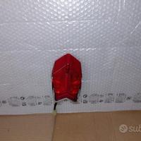 Faro fanale posteriore brutale 800 675