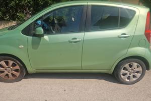  Auto  Opel Agila usata