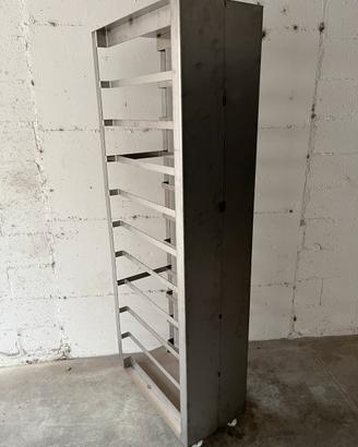 Carrello porta piatti vassoi