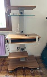 Scrivania verticale per computer