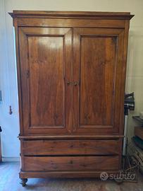 Armadio antico in noce perfetto stato