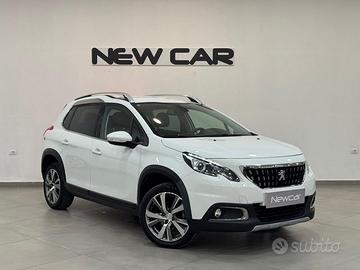 Peugeot 2008 BlueHDi 120cv Black Matt S/S