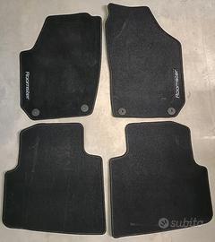 Tappeti originali Skoda Roomster nuovi.