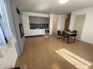 3 LOCALI A CASTELLO DI GODEGO