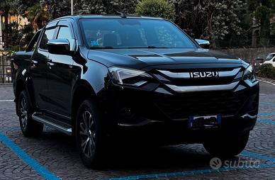 Pick-up ISUZU 2025