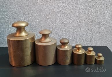set di pesi in ottone vintage 