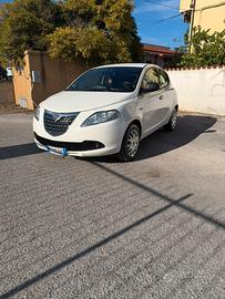 Lancia Ypsilon benz/gpl