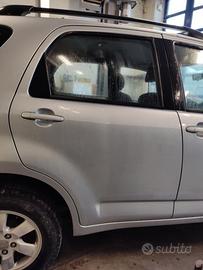 Porta posteriore dx DAIHATSU TERIOS del 2001
