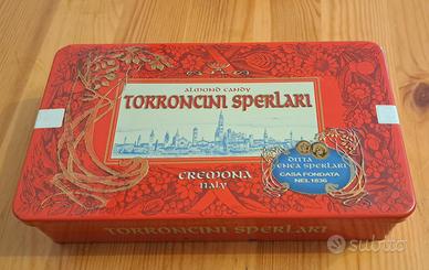 Scatole di latta Sperlari e Mulino Bianco