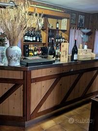  Bancone Bar ad angolo completo di portabottiglie