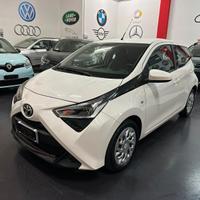 Toyota Aygo 1.0 VVT-i 69 CV 5 porte x-cool TSS