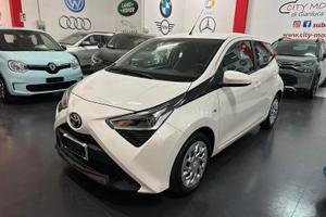Toyota Aygo 1.0 VVT-i 69 CV 5 porte x-cool TSS