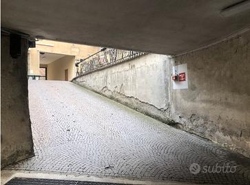 BOX per ricovero MOTO o MAGAZZINO/CANTINA