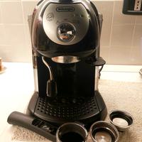 De'Longhi macchina per caffè espresso e cappuccino