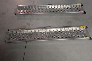 Rampe disabili telescopiche in alluminio con guide