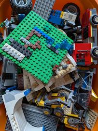Tanti lego sfusi, giocattoli e articoli nuovi
