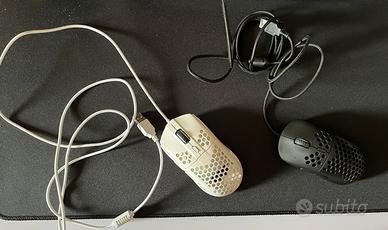 2 mouse gaming leggeri honeycomb PC funzionanti
