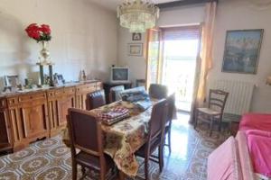 Appartamento in Bifamiliare con garage, B/127