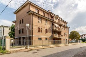 Appartamento di 65 m² con 3 locali e box auto a Ca