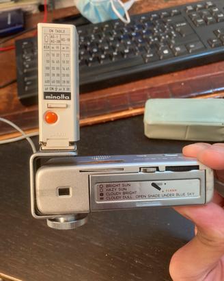 Minolta 16 Model P con Flash DUOFIT S