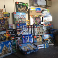 IL SET che hai cercato lo trovi in descrizione